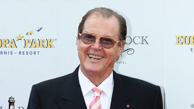 Sir Roger Moore eröffnet neues Europa-Park Hotel Bell Rock