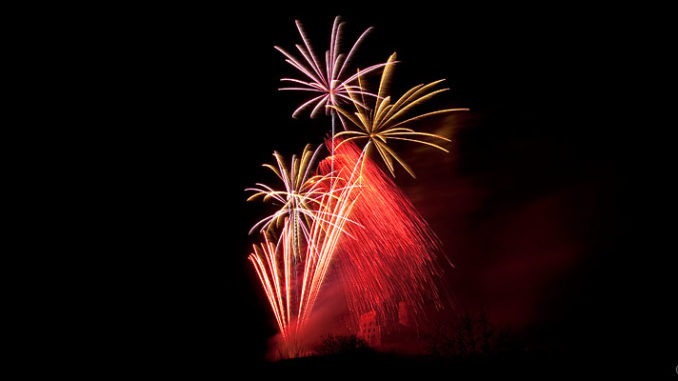 Feuerwerk beim Mathaisemarkt in Schriesheim