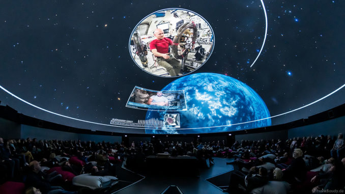 Alexander Gerst MISSION ASTRONAUT Traumzeit-Dome