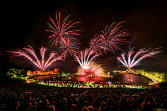 Freizeitpark Puy du Fou Mega-Shows Feuerwerk