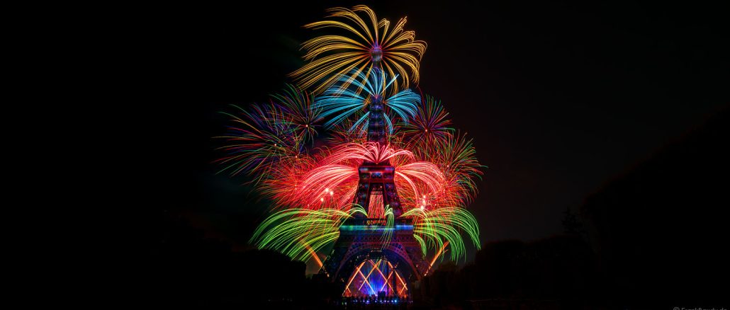 Eiffelturm Feuerwerk Paris 2022