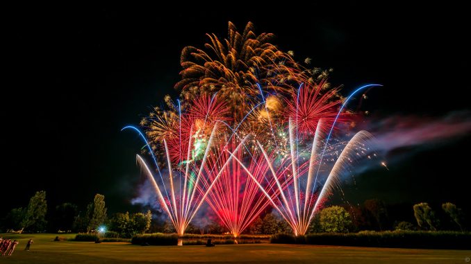 Musikfeuerwerk beim Sommerfest des Golf Club St. Leon-Rot