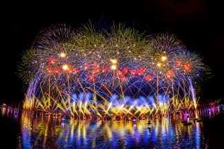 Gigantisches Feuerwerk- und Wasserspektakel bei Fête du Lac in Annecy/Frankreich 2023