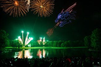 Drohnen- und Feuerwerksspektakel bei Rhein in Flammen in Bonn