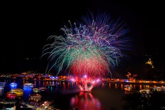 Sankt Goar feiert 145 Jahre Rhein in Flammen mit großem Jubiläumsfeuerwerk