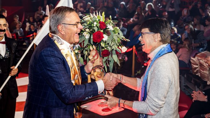 Europa-Park eröffnet Wintersaison mit Prinzessin Stéphanie und Zirkus