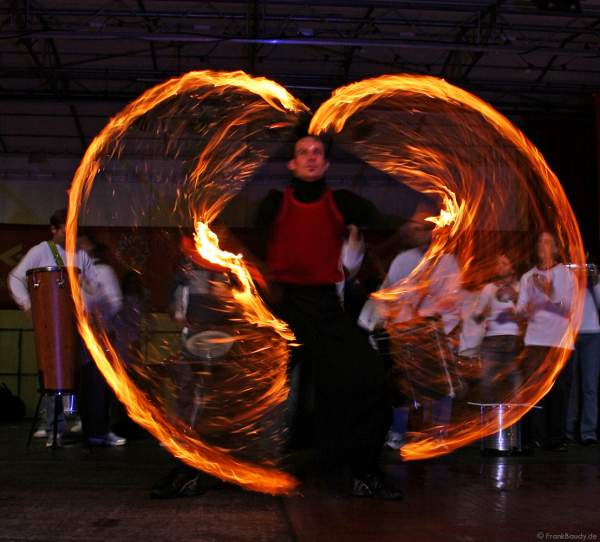 Feurige Show beim Blumen- und Kulturfestival Chrysanthema in Lahr