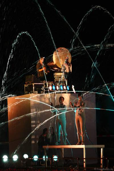 Theater Titanick mit ihrer Inszenierung Quadratwurzel anlässlich der 400 Jahre Feier Mannheim