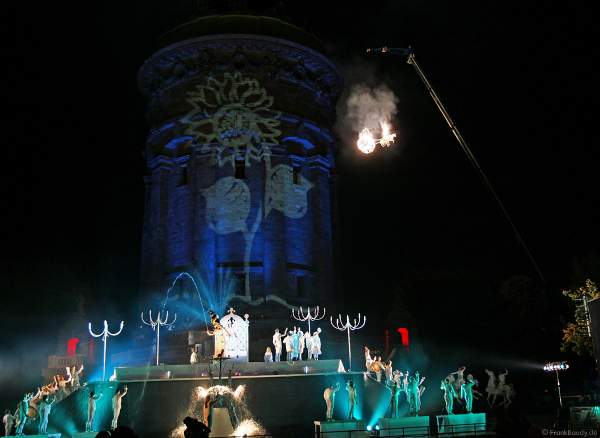 Theater Titanick mit ihrer Inszenierung Quadratwurzel anlässlich der 400 Jahre Feier Mannheim