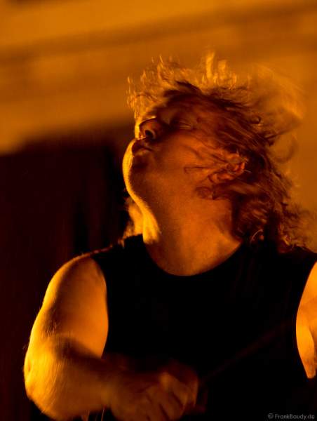 Feuershow von Feuershow.de bei Stuttgart leuchtet