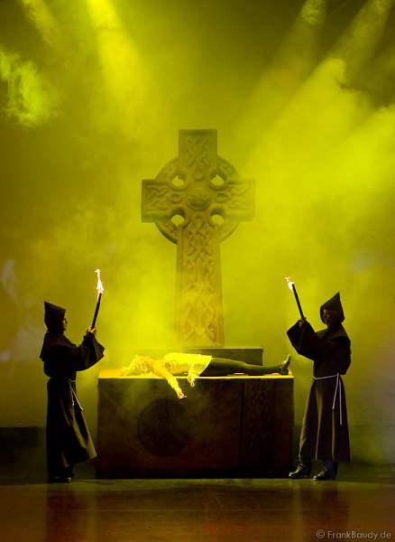 Colette Dunne bei Magic of the Dance