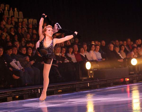 Tanja Szewczenko bei Holiday on Ice - Elements - SAP Arena Mannheim 2008