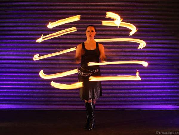 Feuerkünstler von Project PQ