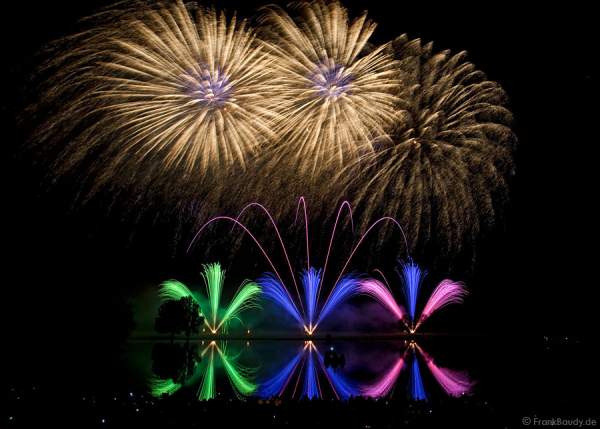 Feuerwerk bei Rhein in Flammen 2008 - Bonn