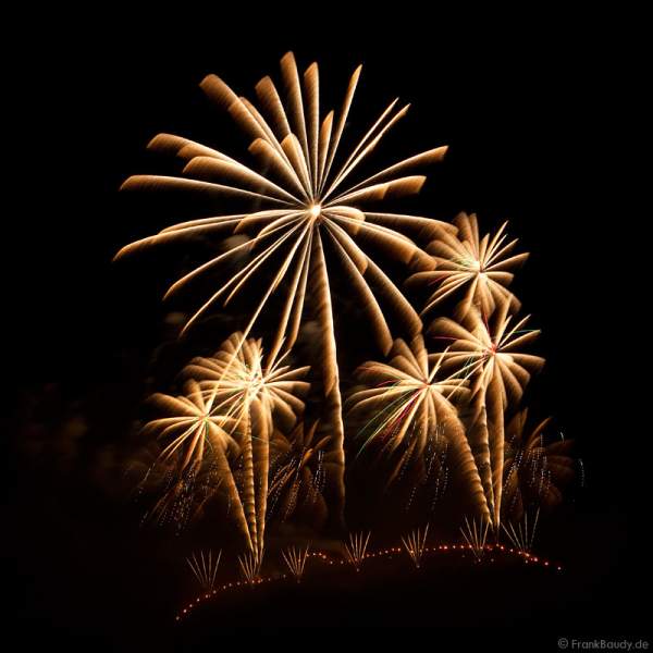 Feuerwerk bei der Sonnwendfeier Oensingen 2009
