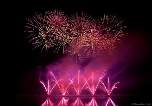 Feuerwerk bei Rhein in Flammen 2009 - Bonn