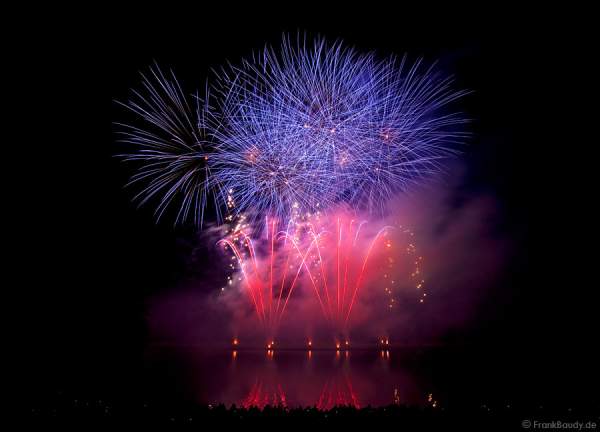 Feuerwerk bei Rhein in Flammen 2009 - Bonn