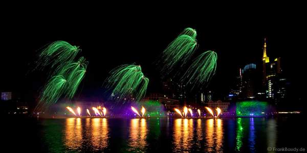 Multimediashow mit Feuerwerk - Turnfest 2009 - FlussFestMeile Frankfurt