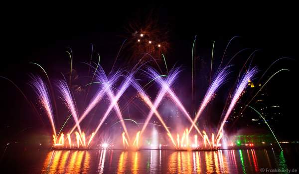 Multimediashow mit Feuerwerk - Turnfest 2009 - FlussFestMeile Frankfurt