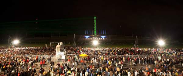 Der Aufbau beim Feuerwerk-World-Championat Pyronale 2009 - Maifeld am Olympiastadion Berlin