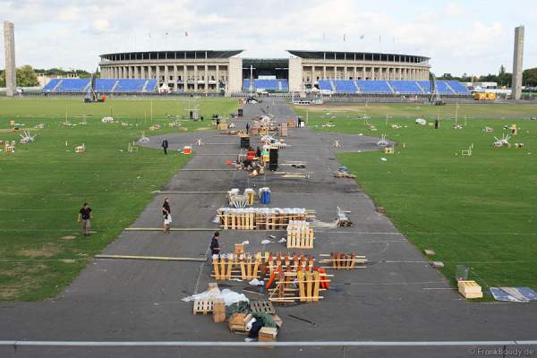 Der Aufbau beim Feuerwerk-World-Championat Pyronale 2009 - Maifeld am Olympiastadion Berlin