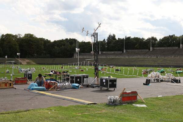 Der Aufbau beim Feuerwerk-World-Championat Pyronale 2009 - Maifeld am Olympiastadion Berlin