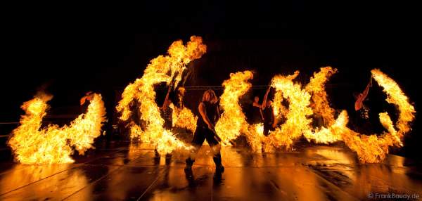 Feuershow bei Feuerzauber 2009 - Paderborn