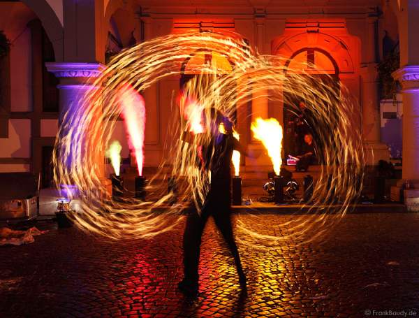 Feuershow bei Feuerzauber 2009 - Paderborn