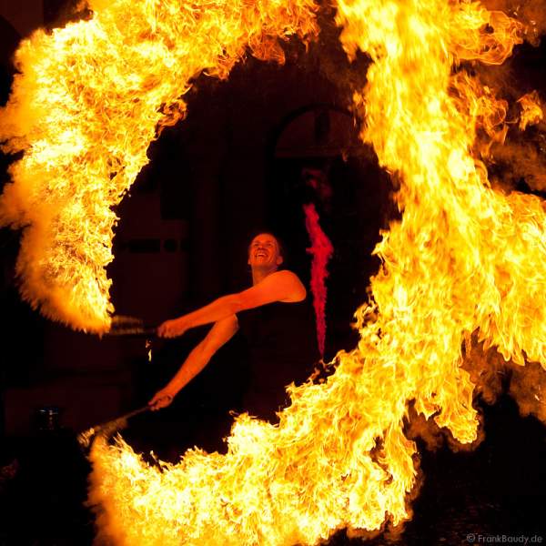Feuershow bei Feuerzauber 2009 - Paderborn