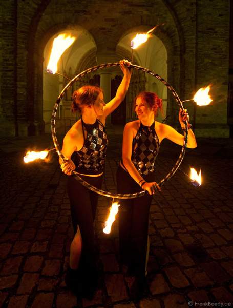 Feuershow bei Feuerzauber 2009 - Paderborn