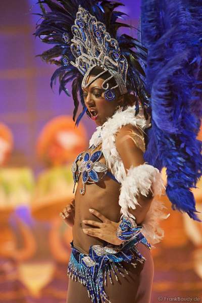 Jennifer Dessin bei Holiday on Ice - Tropicana