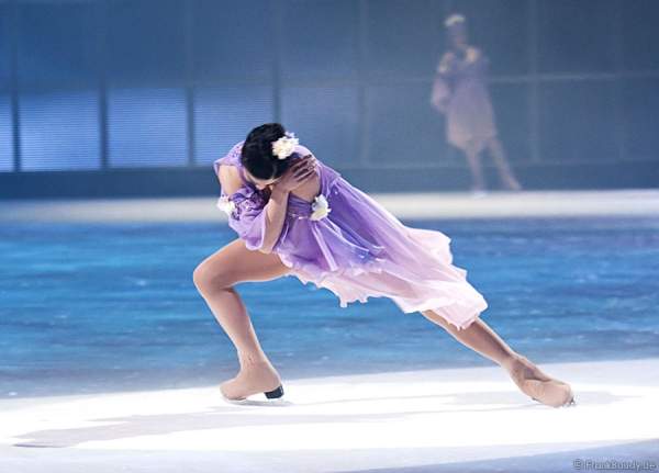 Angela Kim bei Holiday on Ice - Tropicana