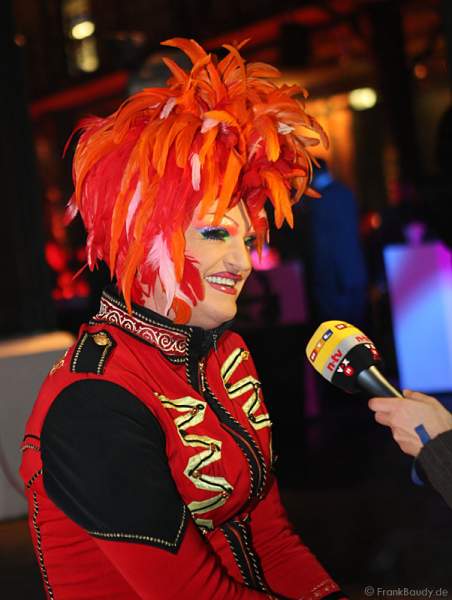 Olivia Jones - Taufe AIDAblu - Hamburg 2010