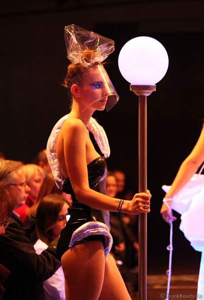 Modenschau LEUCHTSTOFF zur Luminale 2010