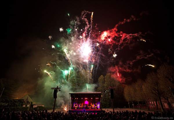 Feuershow Blazing Beats von Gloryfire und Wadokyo in Ieper