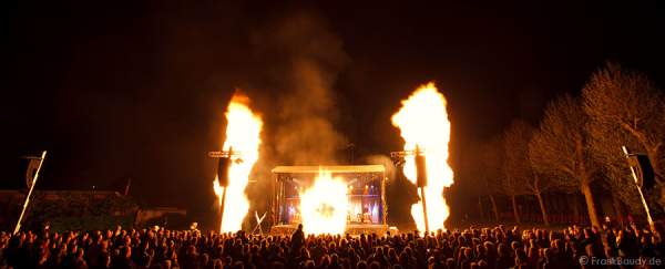 Feuershow Blazing Beats von Gloryfire und Wadokyo in Ieper