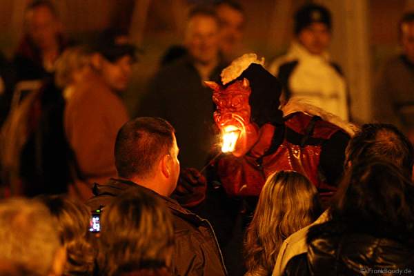 Feuershow Blazing Beats von Gloryfire und Wadokyo in Ieper