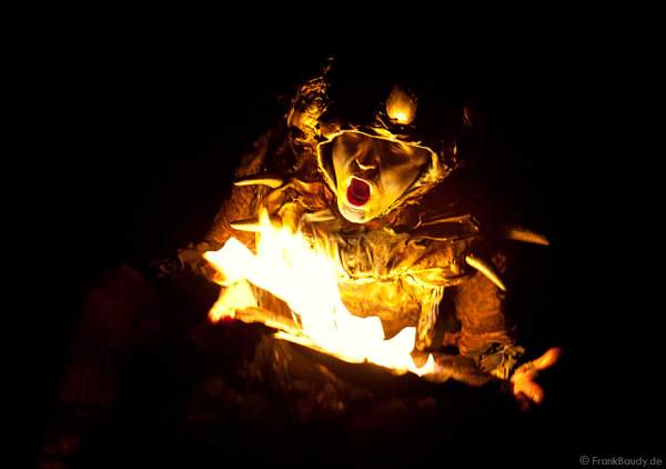 Feuershow von Gloryfire, Wadokyo und Theater Feuervogel