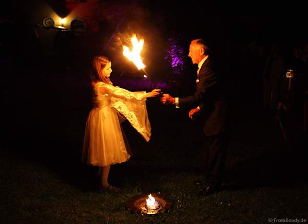 Feuershow von Gloryfire, Wadokyo und Theater Feuervogel