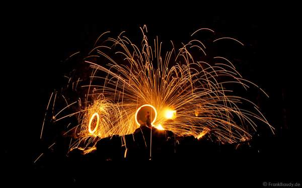 Feuerkünstler Project PQ bei Felsenmeer in Flammen 2010