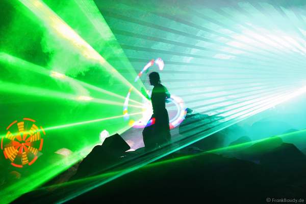 Lasereffekte bei Felsenmeer in Flammen 2010