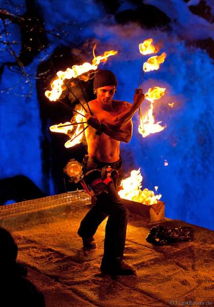 Triberger Weihnachtszauber 2010 Feuershow Chris Sainte-Rose