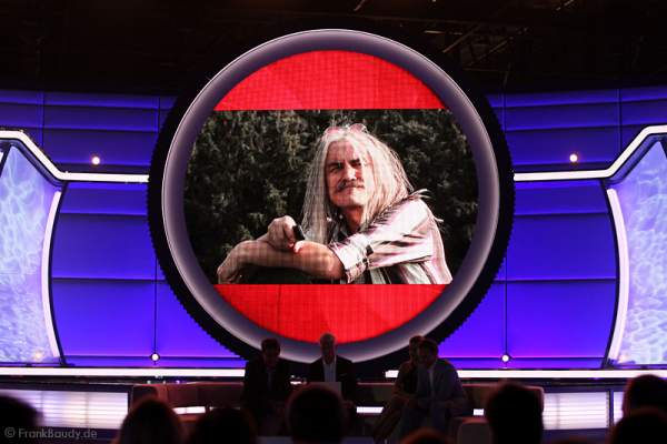 A04_IMG_5747-Jv01-01so