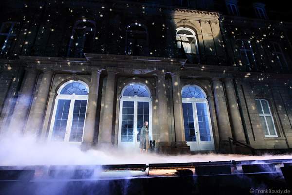 Lucy Scherer beim Preview des neuen Stage Entertainment Musicals REBECCA auf dem Schlossplatz in Stuttgart