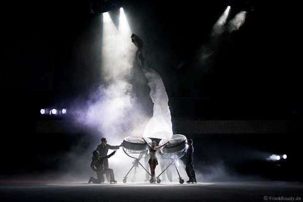 Holiday on Ice – SPEED