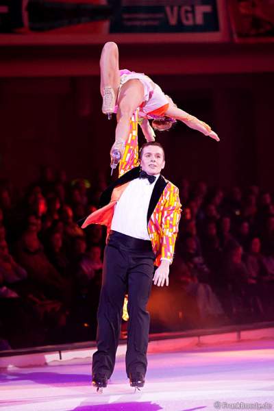 Michal Zych und Victorine Luron bei Holiday on Ice – SPEED
