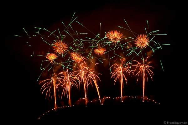 Feuerwerk bei der Sonnwendfeier Oensingen 2012 in der Schweiz