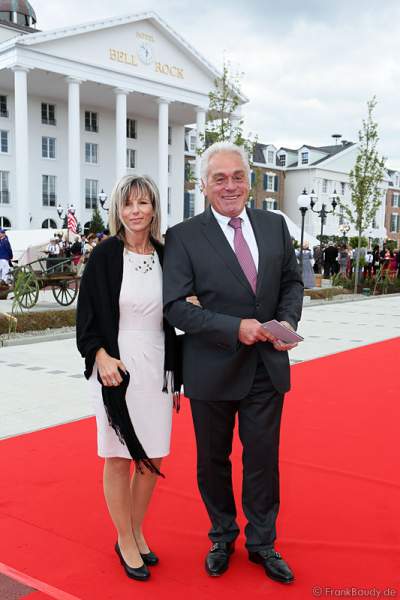 A16_2Y4B0498-Jv01-01so