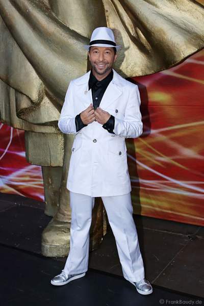 DJ BoBo