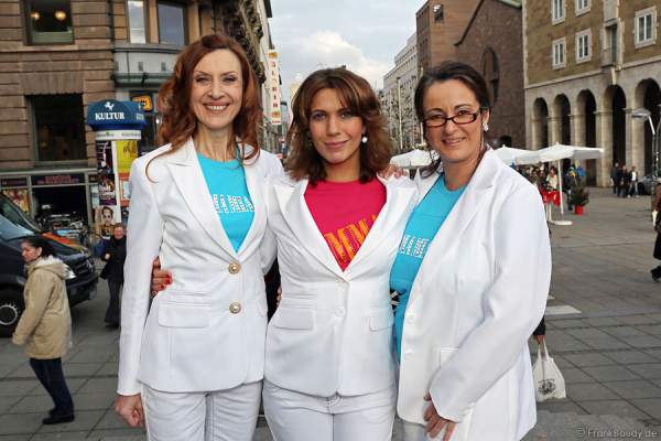 Die 3 Dynamos Betty Vermeulen (Tanja), Sabine Mayer (Donna) und Barbara Raunegger (Rosie) v.l.n.r.